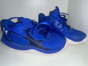 Under Armour Boys Athletic Shoes - Size 1.5Y - Like New