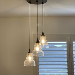 Ceiling Lights / Pendant Lights