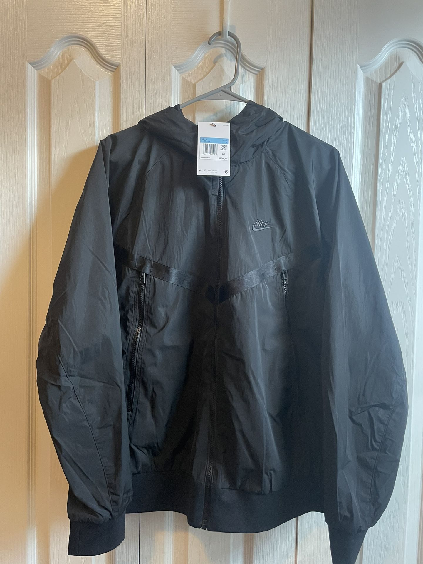 NWT NIKE JACKET - Retail $160