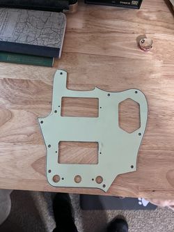 Jaguar Humbucker Pickguard