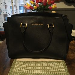 Like New Michael Kors Bag Real Bag