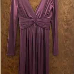 BCBG Max Azria Long Sleeve, V-neck Plunge Dress. Size XS 