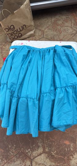Traditional Mexican Folklorico Dance attire