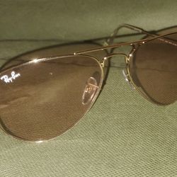 Ray Ban