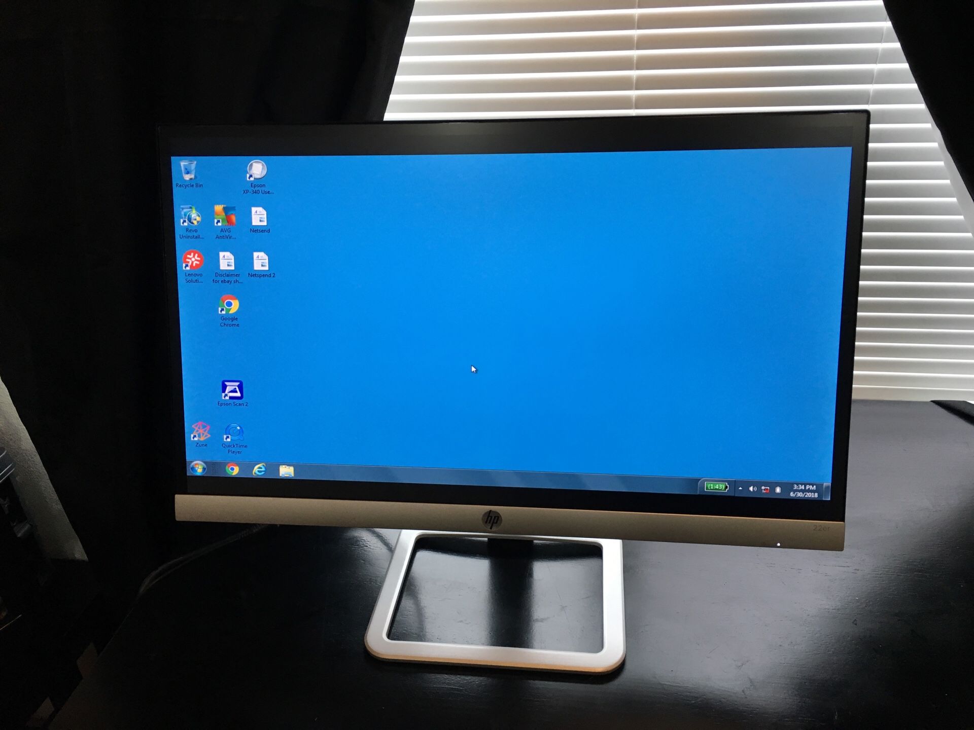HP 22er 21.5-inch Display IPS LED Monitor