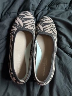 Flats Size 10