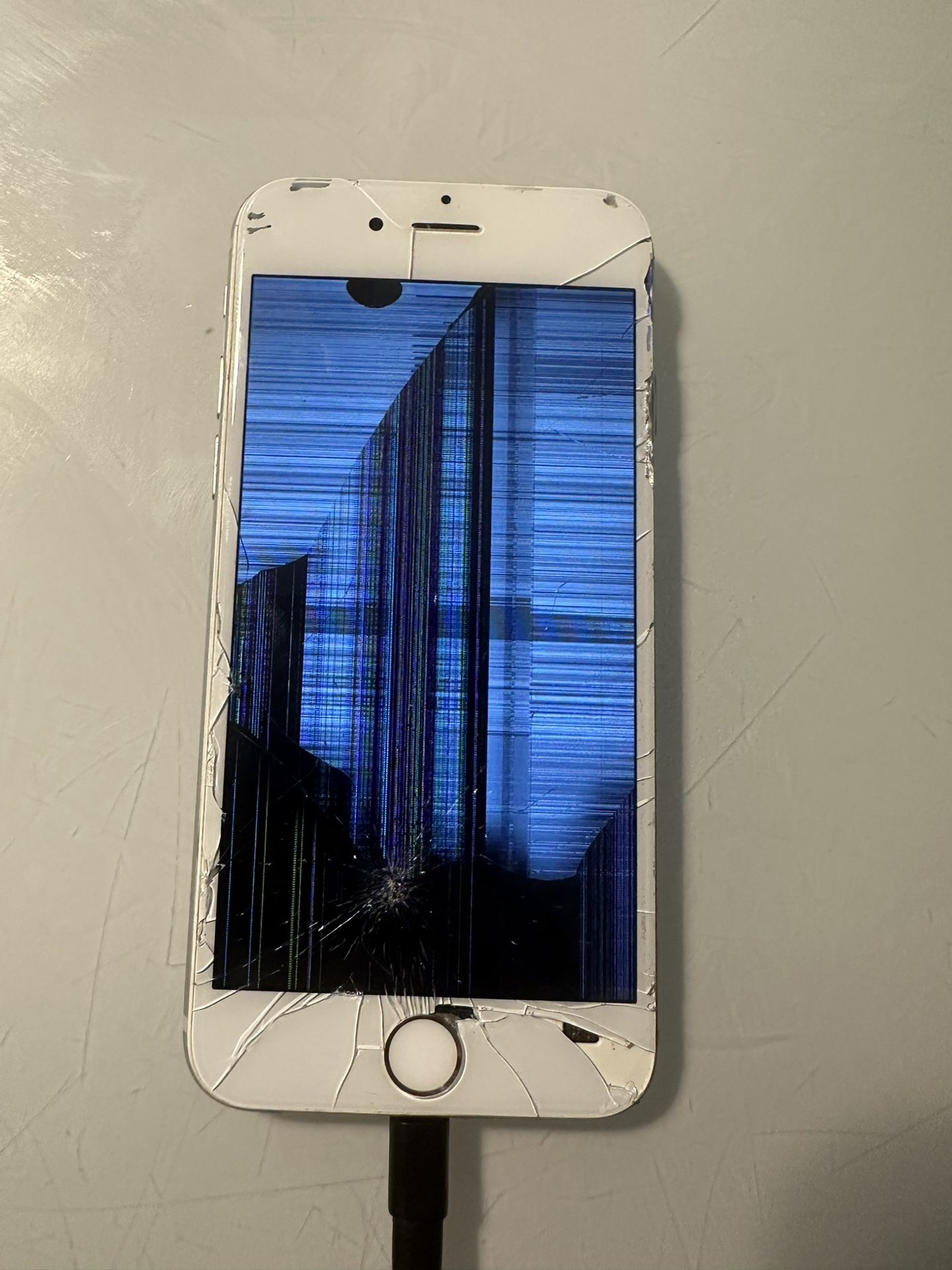 APPLE iPHONE 6 - A1549 - SILVER 128GB - FOR PARTS ONLY