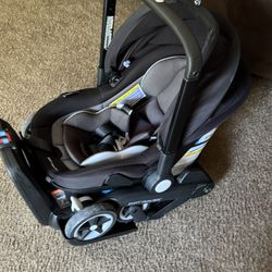 Evenflo Shyft Dual ride Car seat/stroller