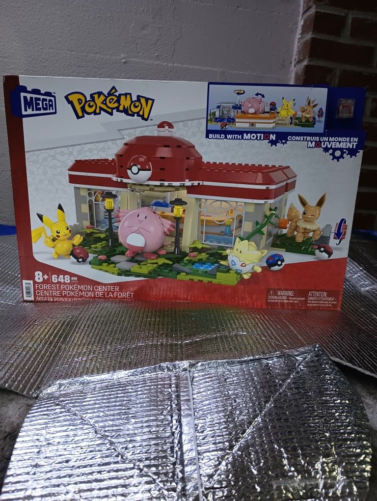 LEGO Pokemon Forest Center
