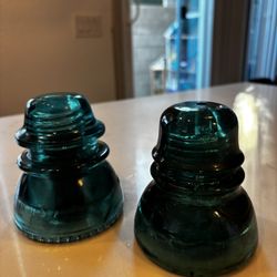 Antique Brookfield Electric Insulator Aqua Glass