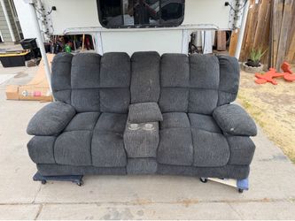 Love Couch - Free