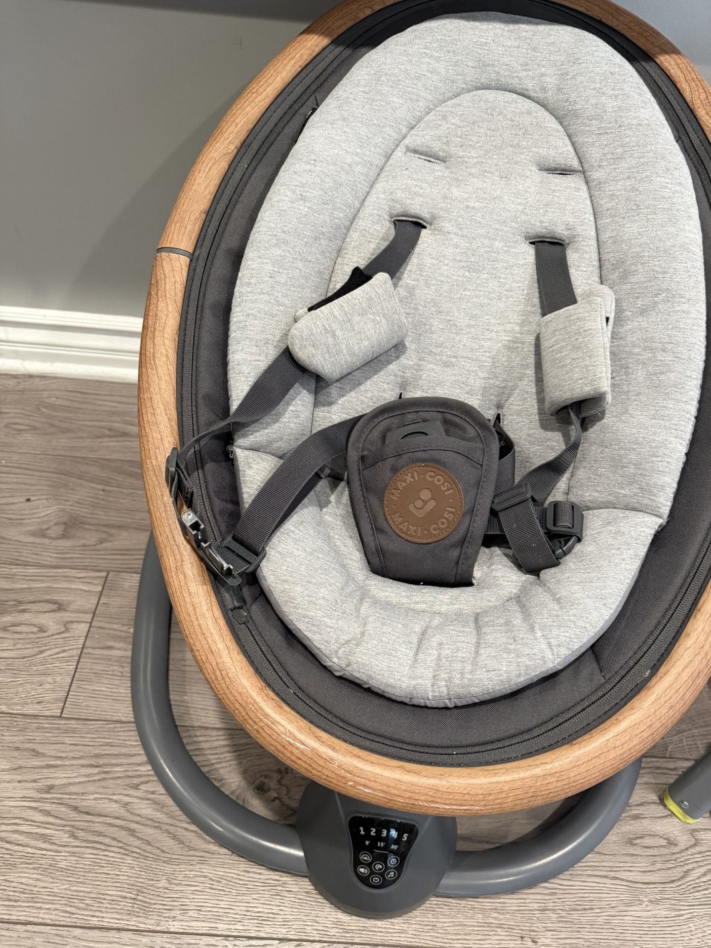 Maxi Cosi Swing
