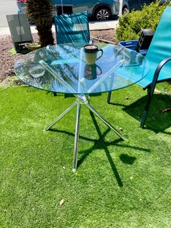 Modern Glass Coffee Table – Heavy Glass Top & Metal Frame ✨ $24.90