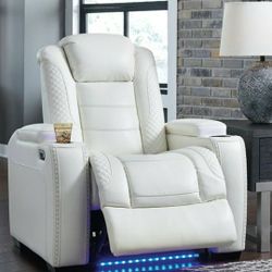 Party Time White Power Recliner

