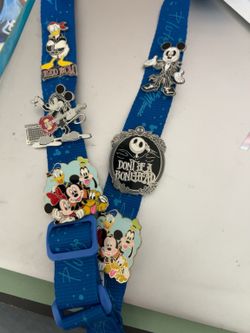 Disney pins