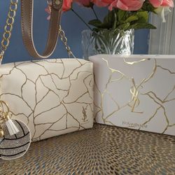 Yves Saint Laurent Pouch 