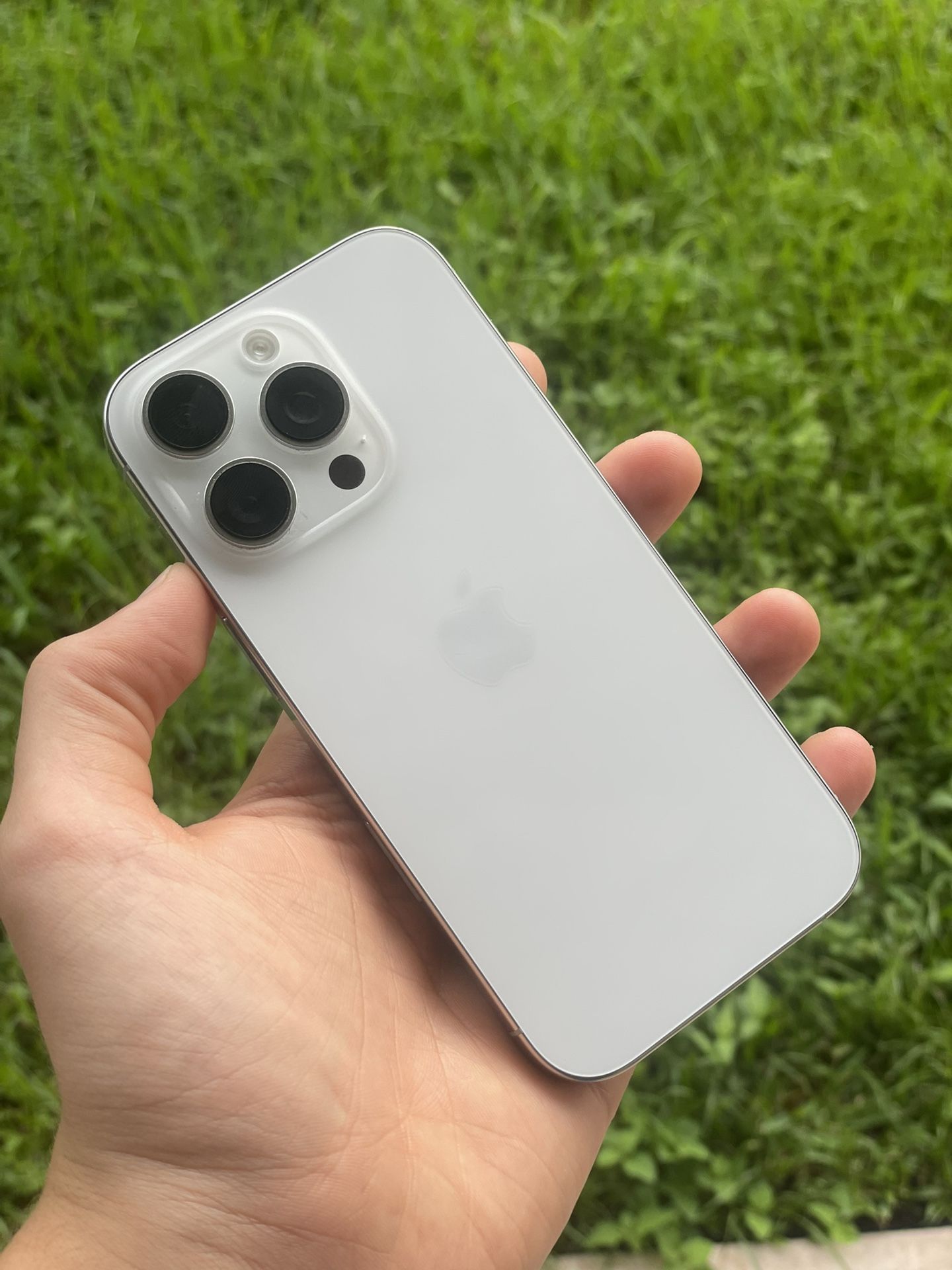 Apple IPhone 16 Pro