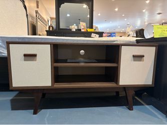 New TV /Media Stand