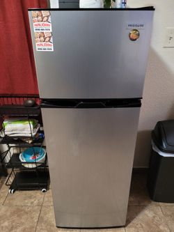 FRIGIDAIRE