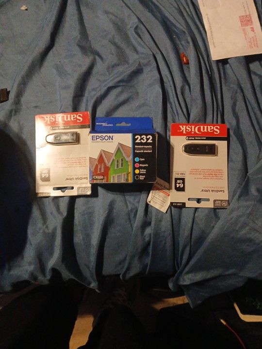 USB Flash Drive 2x 64gb And Epson 232 Color Ink