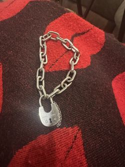 Michael Kors Bracket