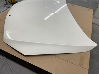 S550 MERCEDEZ BENZ HOOD