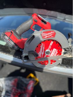 Milwaukee Fuel M18 7-1/4 Inch Circular Saw