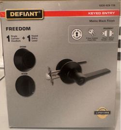 Defiant Freedom Keyed Entry Lever and Deadbolt Set