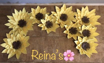 Girasoles de papel/ paper sunflower