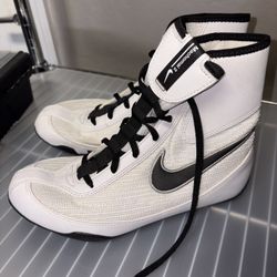 Youth Boxing Shoes Nike Machomai 2 Size 6