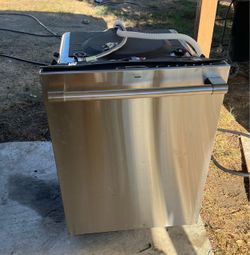 Dish washer brand new