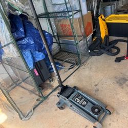 Pittsburgh 3 Ton With Wheel Chock 