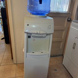 GE Water Cooler. 70.$