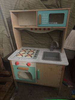 Kids Wooden Play Kitchen Set