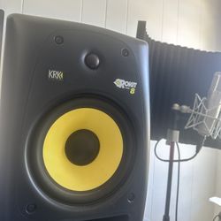 Krk Rokit 8 Monitors