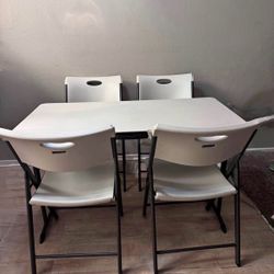 Lifetime 4Chairs And 4ft Table