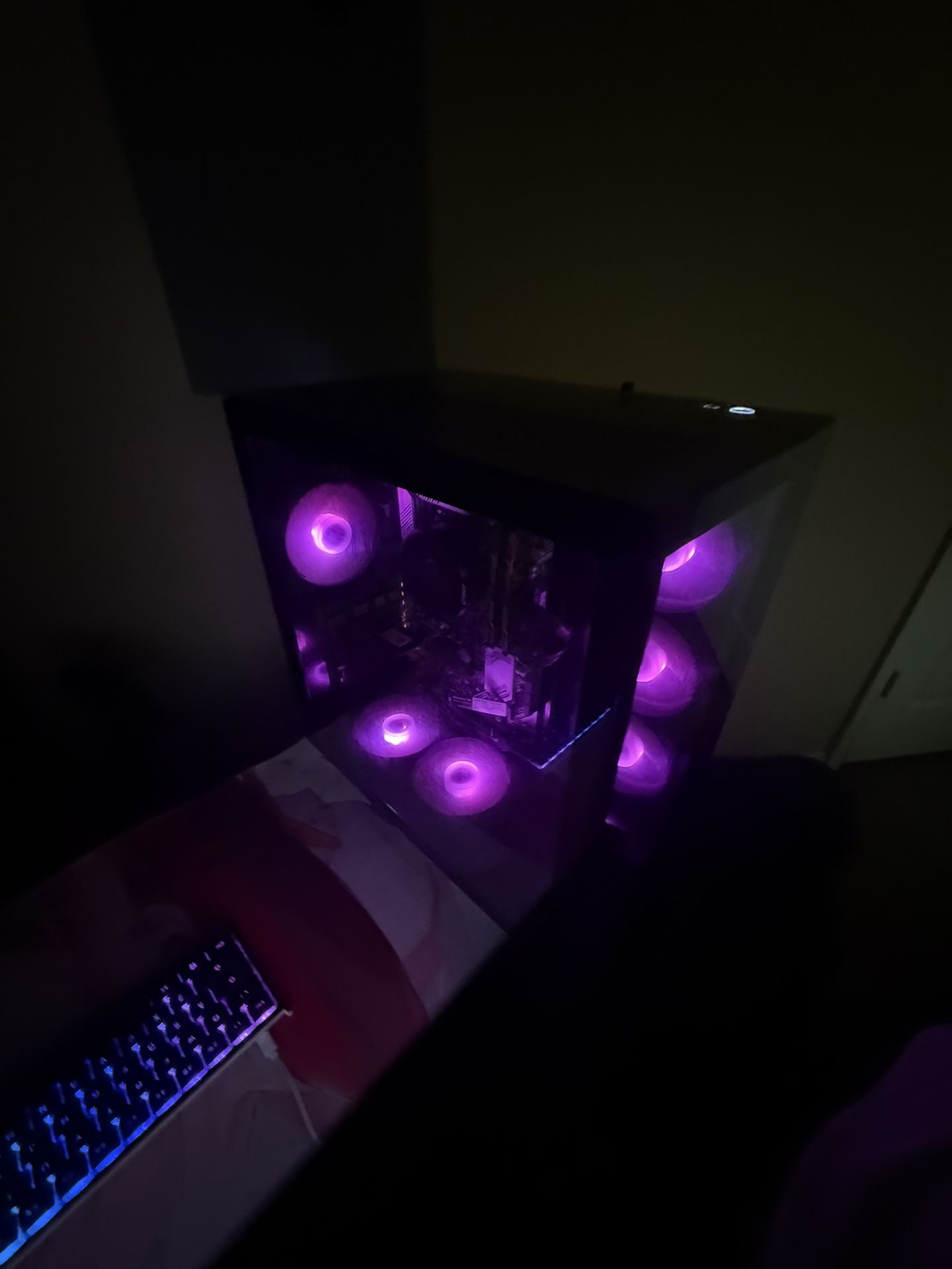 Gaming Pc + Curved Monitor (First come first serve)