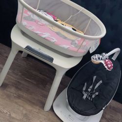 4moms MamaRoo Sleep Bassinet & Multi -Motion Baby Swing Connectivity