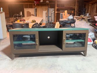 5 ft TV Stand