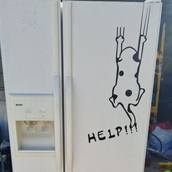 Refrigerator 