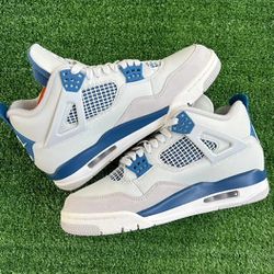 Air Jordan 4 Retro Industrial Blue (FV5029-141) 
Brand new with box no lid
100 percent authentic 
Ship the same business day
SKU880