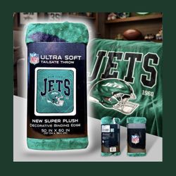 NFL Jets Vintage Arch Block Green Micro-plush Ultra Soft Tailgate Throw Blanket