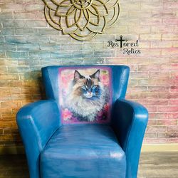 Sweet Kitten Leather Swivel Chair 😽