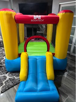 Kids inflatable jumper