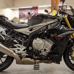 2015 BMW S1000R PREMIUM EDITION