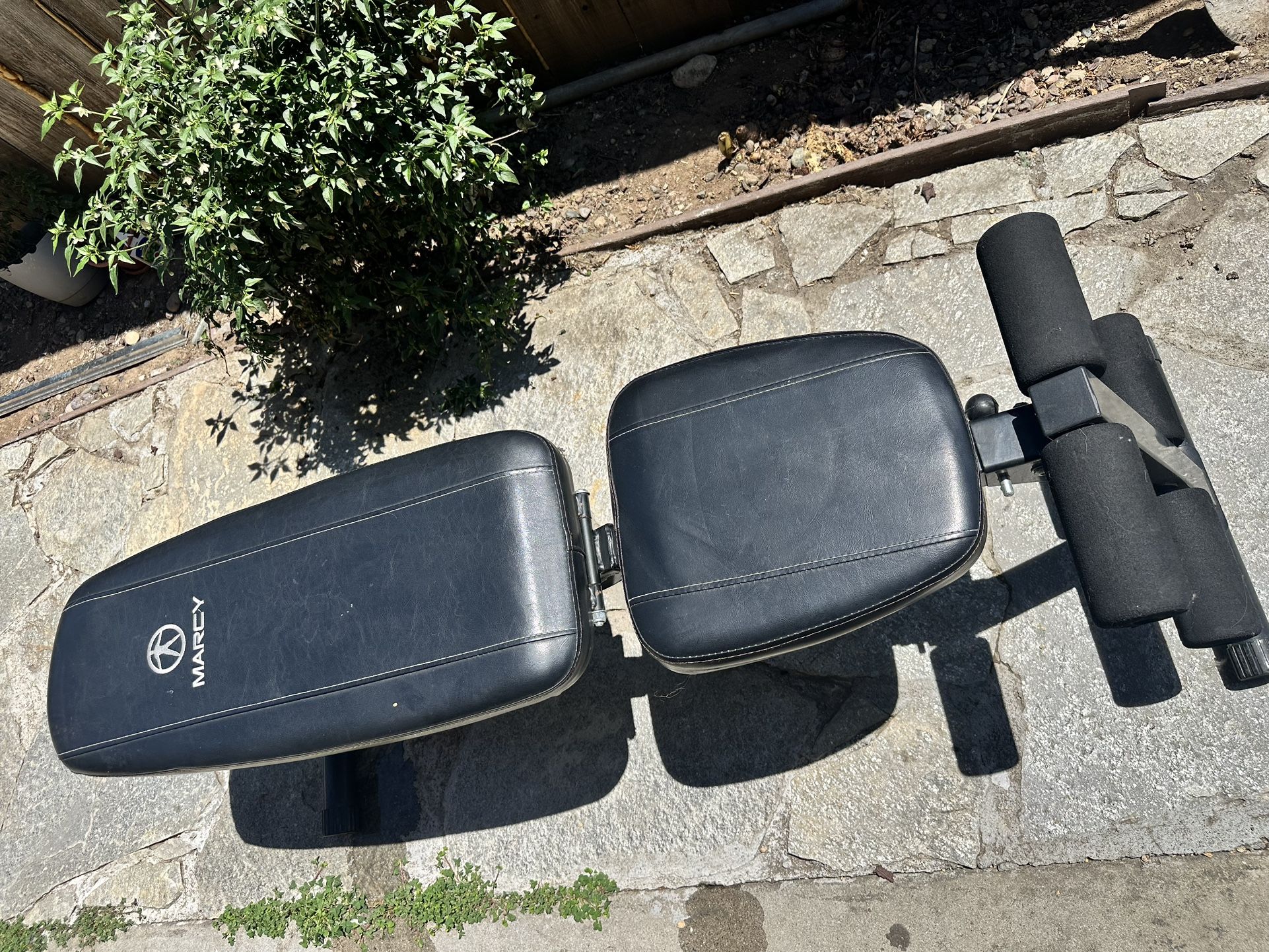 Adjustable Weight Bench