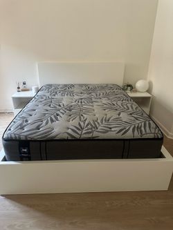 White bed frame
