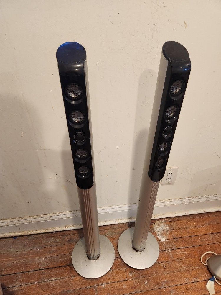 2 Peakers The Sharper Image