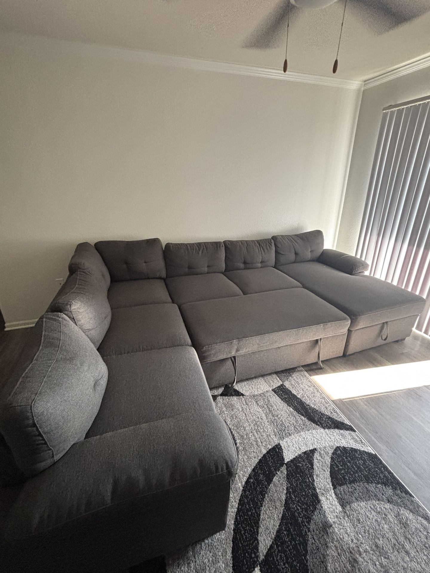 Sectional Couch (gray)