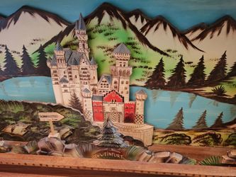 Beautiful very large unique painted 3D German pic that lights up. Last pic shows when lit.